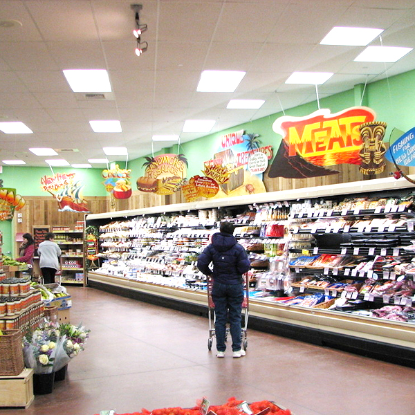 南山平头生活超市货架