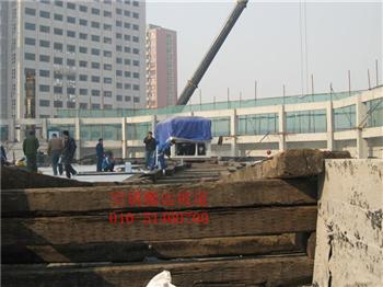 冷水机组吊装搬运_北京重力诚成起重搬运公司