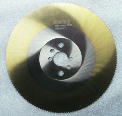 Steel saw blade