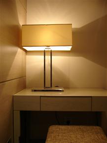 台灯/Desk Lamp