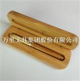 万里集团专业生产木质文具、红木圆珠笔、竹子套装礼品笔、竹木宝珠笔